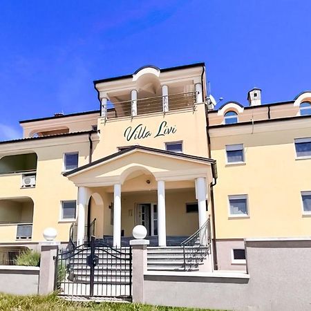 Villa Livi - Luxury Sea View Appartments Medulin Extérieur photo