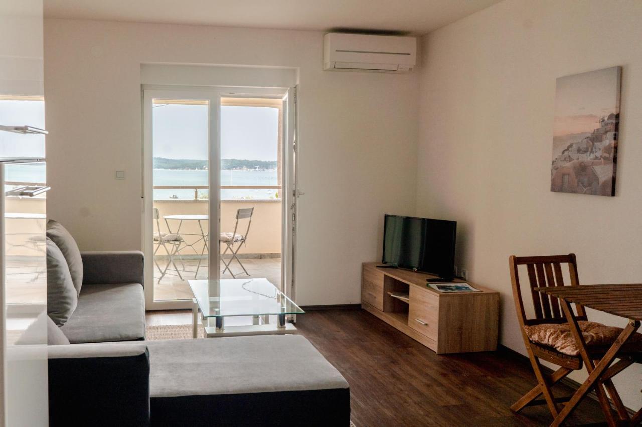 Villa Livi - Luxury Sea View Appartments Medulin Extérieur photo